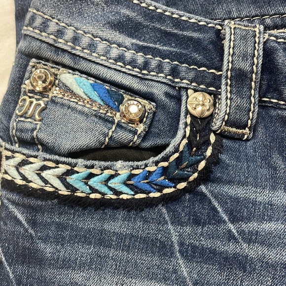 Miss Me Signature Boot Jeans Size 27 - Picture 3 of 13